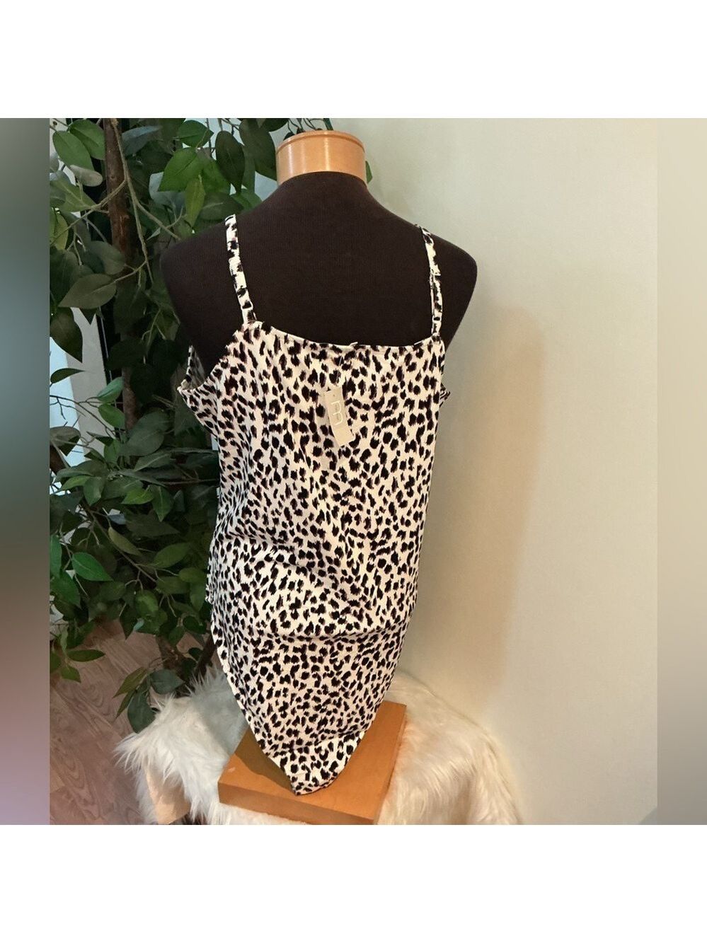 Maurice’s leopard print strappy bodysuit Woman’s size 1X - Picture 5 of 9
